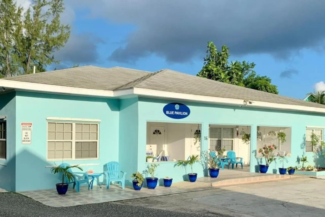 Suite 3, Blue Pavilion - Steps To Beach - Car, Value, Service West Bay Caymanöarna